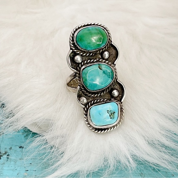 925 Three Stone Turquoise Signed Sterling Silver Native American Ring Size 5 - Picture 6 of 11